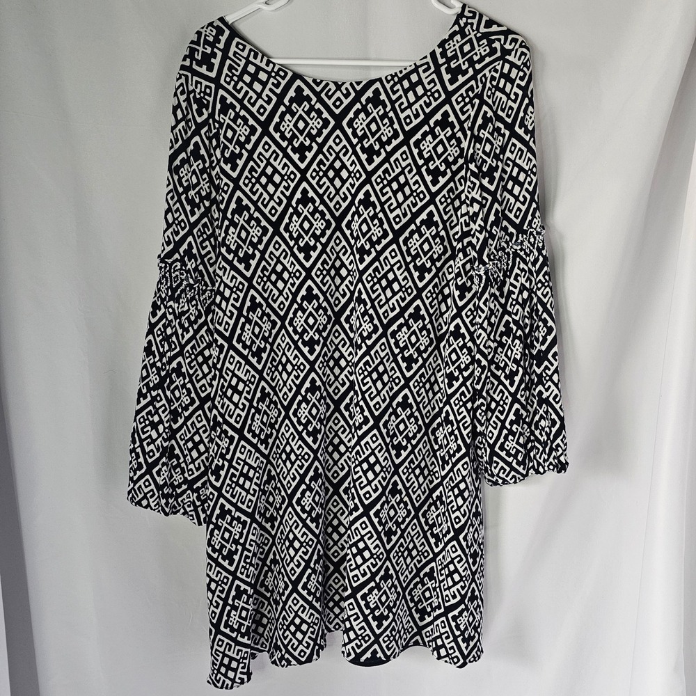 Crown & Ivy Bell Sleeve Shift Dress Womens 10 Navy White Geometric Preppy Boho